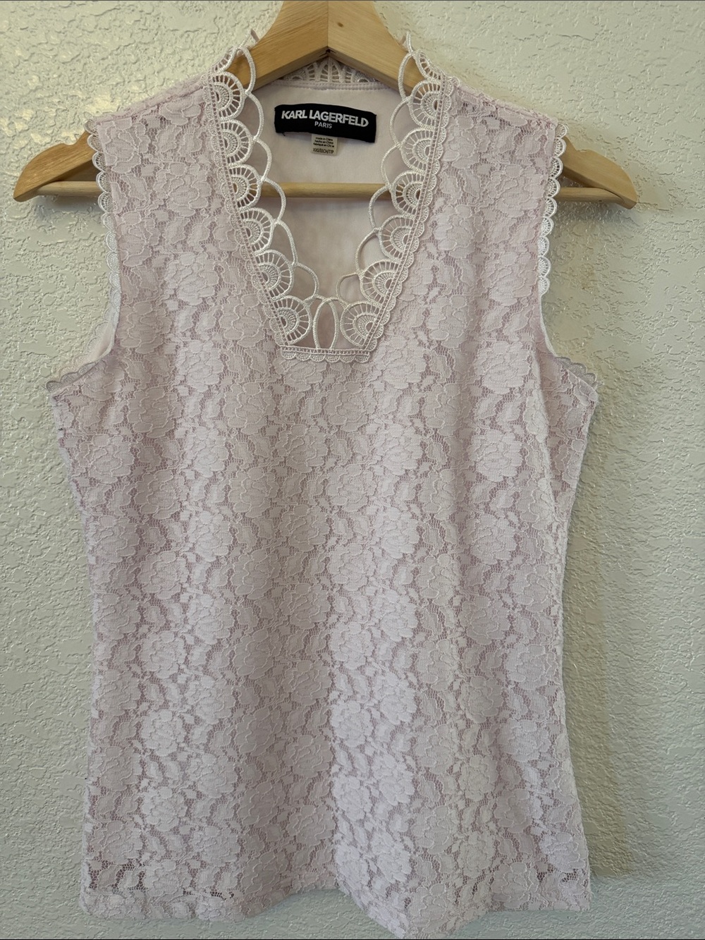 Karl Lagerfeld Paris White Top with Lace Trim - Picture 2 of 8